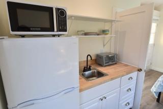 Dreamy Cottage for Two Close to Beaches - 4