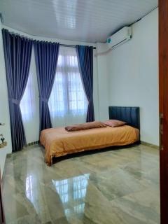 Yogya Wilujeng Guest House - 4