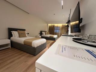 Sky 2 Hotel Tirana - 7