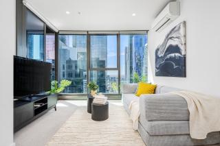 Stunning CBD Stay Melbourne Central w FREE carpark - 2