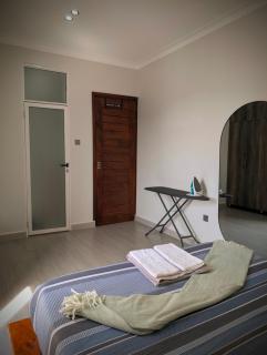 Hakuna Matata Apartment in Munyonyo - 4