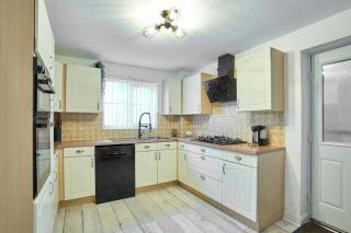 Cornish Haven -Spacious 4 Bed House by Launceston - 1
