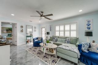Steps to Madeira Beach! Modern Family Getaway - 0