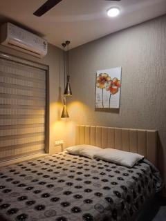 Luxury Stay Fully Furnished 2BHK Vyttila - 6