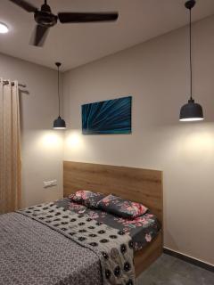 Luxury Stay Fully Furnished 2BHK Vyttila - 1