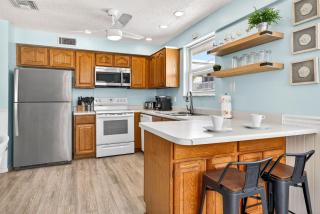 Sunshine's Hideaway - 2