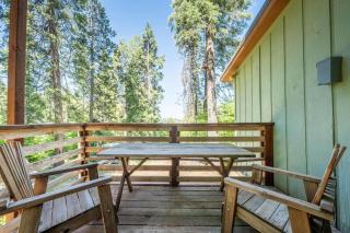 Yosemite Cub's Cabin - 8