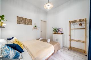 Elegant and Super Central 2BR with 2 Bathrooms - Budapest - 5