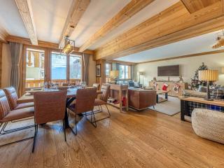 Prestigieux appartement de 140m² aux pieds des pistes, proche village enfants, Val-d'Isère - FR-1-694-114 - 1