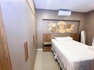 Pé na areia da Praia de Atalaia - 0