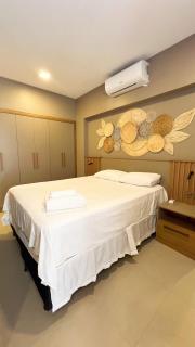 Pé na areia da Praia de Atalaia - 7