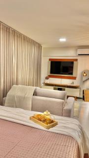 Studio 210: Jardim Camburi - 2