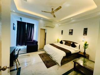Hotel Oxygen Bloom-Near Noida Sector 18 Metro - 7