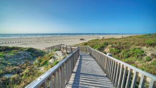 Sleeps 18 2 Beachfront Condos w 2 Pools TennisPickleball Beach Boardwalk - 9