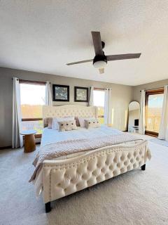 Haven @ the Lake | Hot Tub | Fire Pit| Fireplace - 8