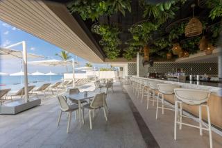 UDARA - Luxury Beachfront Living with Pools Gym Spa & Dining - 6