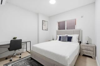 Sleek apartment with modern amenities - 0