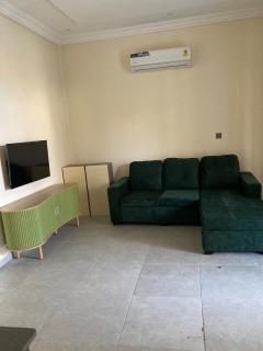 Magical garden apartment near hippest beach on the planet - 0