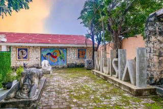 5 Bedroom Luxury Villa with Private Pool and Security - fits 12 - 4