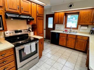 Spacious & Central, Office Space, Monthly Cleaning - 2