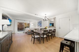 Cozy Coastal Townhome in the Heart of Pacific Beach - 7