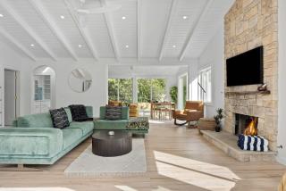 New Listing Topanga Cabin by Colby & Conrad - 8