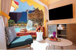 Masquerade Tower at Rio Hotel & Casino by Suiteness - 7