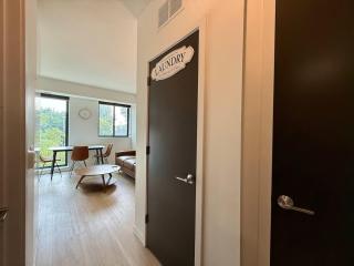 Incredible 1BR Near Light Rail Private Balcony 07 - 5