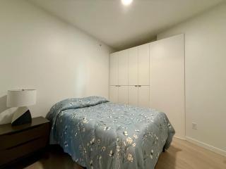 Incredible 1BR Near Light Rail Private Balcony 07 - 3