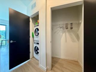 Incredible 1BR Near Light Rail Private Balcony 07 - 2