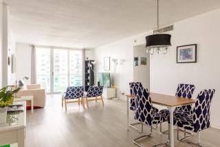 Apt w/2 Queen Beds & Ocean View at Tides - 1