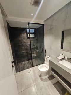 شقه بالملقا الروز ريزدنس33 vipثلاث غرف وصاله وثلاث دورات مياه ودخول ذاتي - 6