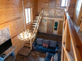 Spacious Villa for 16 Guests Just 5 Minutes from the Park - 8