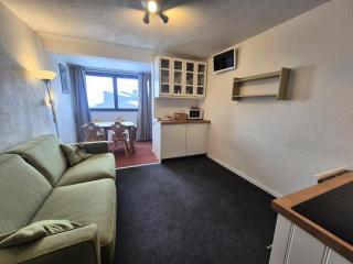 Résidence Plein Soleil - Studio lumineux avec balcon · Skis aux pieds MAE-7474 - 6