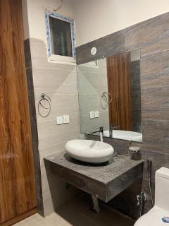 The Gate Mall and Apartments near airport - 5