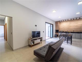 Casa com Piscina, Wi-Fi e Garagem - Pirassununga - 5