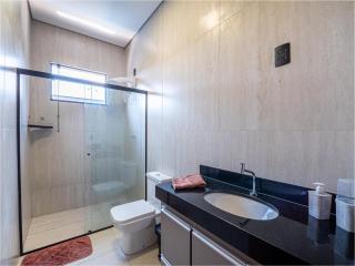 Casa com Piscina, Wi-Fi e Garagem - Pirassununga - 3