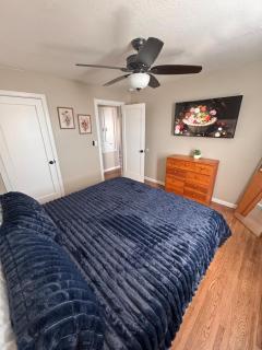 The Plentywood Charmhouse - 9