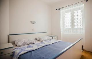 1 Bedroom Beautiful Apartment In Lopar - 6