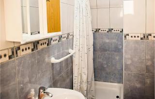 1 Bedroom Beautiful Apartment In Lopar - 1
