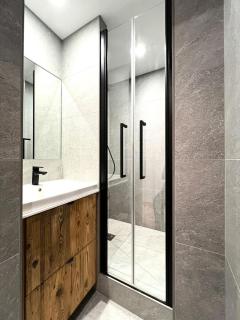 Résidence Les Jardins De Val - Superbe appartement 4 personnes entièrement rénové, avec deux salles de bain, situé à 350m du centre et 450m des pistes. MAE-4494 - 1