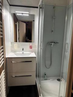 Résidence Skisud - APPARTEMENT ALPE D'HUEZ QUARTIER BAS DE STATION MAE-2151 - Huez - 3