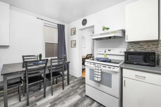 Urban 3BR Getaway Walk to ByWard Market- UOttawa - 4