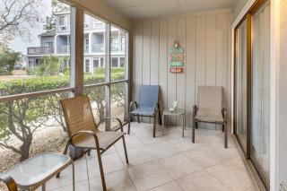2 Mi to Ocean! Surfside Beach Condo with Patio - 7