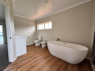 Lake Edge Rotorua - 1