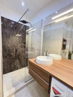 Shiny Gem in Basillica with Sauna - 5