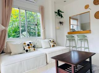 Cozy Villa in the Tropical Garden - 9