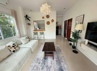 Cozy Villa in the Tropical Garden - 7