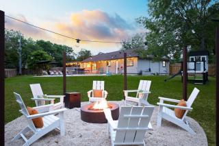 Sleeps 10 Private Pool Hot Tub Fire Pit Playground - 7