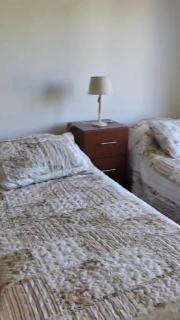 Spacious house, complete with garden close to everything - 2